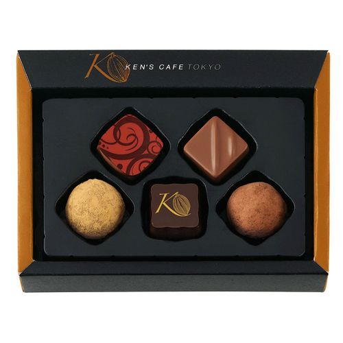 4948639111826



67481



芥川製菓
ケンズカフェ東京 メルティトリュフ＆プラリネ5粒