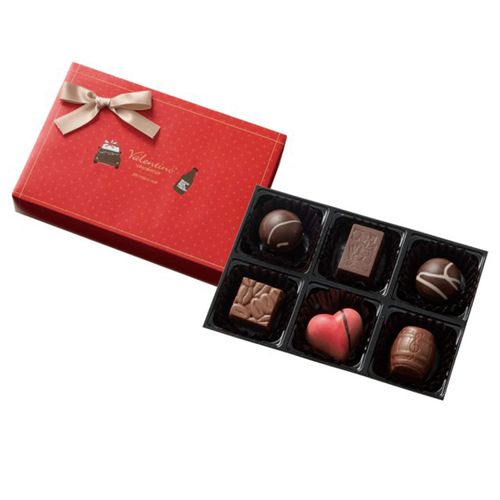 642



アラカルト
バレンチノショコラティエ ハッピーアワー6コ