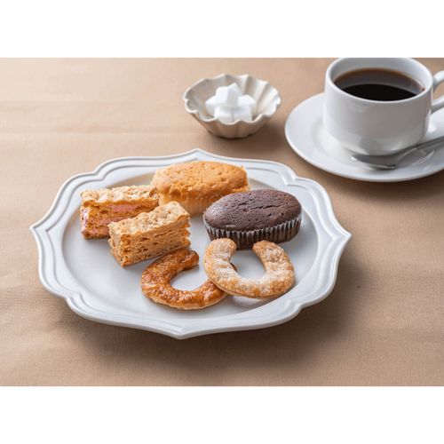 4542511353351



GVA-03A



アデリー
ガトー・ド・ボワイヤージュ 横浜馬車道スイーツセレクション 12個