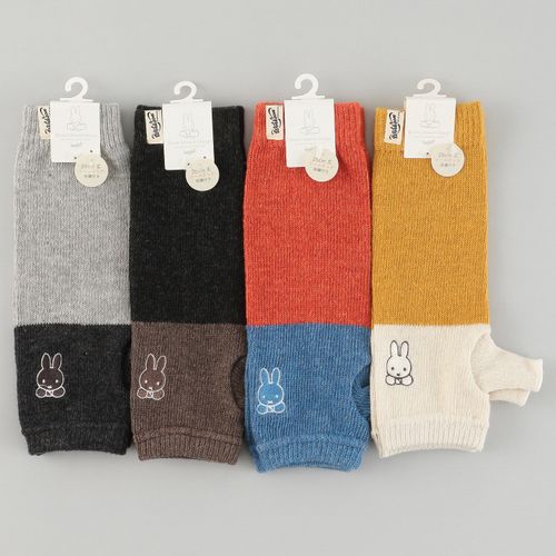 4582515725402







ウィックス
ミッフィー アームウォ―マ― 切替＋フェイス刺しゅう