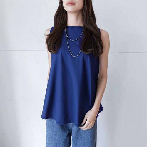 ザビ
クールフレアーノースリーブカットソー