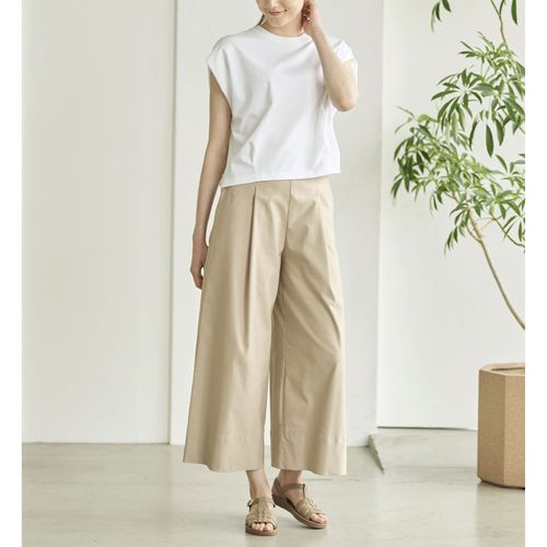 パレ・フタバ
reginetta ストレッチタックワイドパンツ