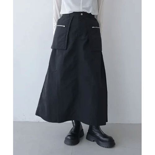 三澤
vingtrois ナイロンスカート