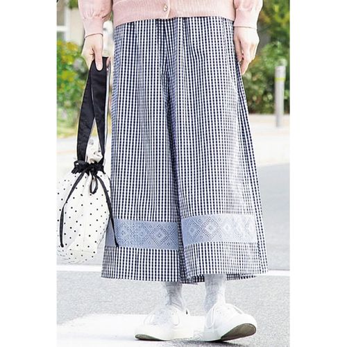 4582603514574







ノースオブジェクト東京
Keittoレース付きスカンツ