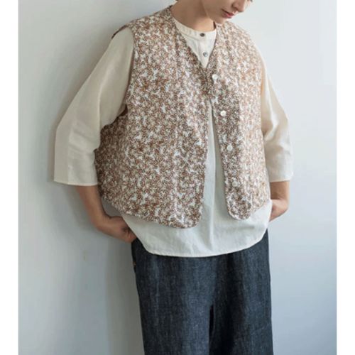 アンリミ
YARRA ライトキルトプリントベスト