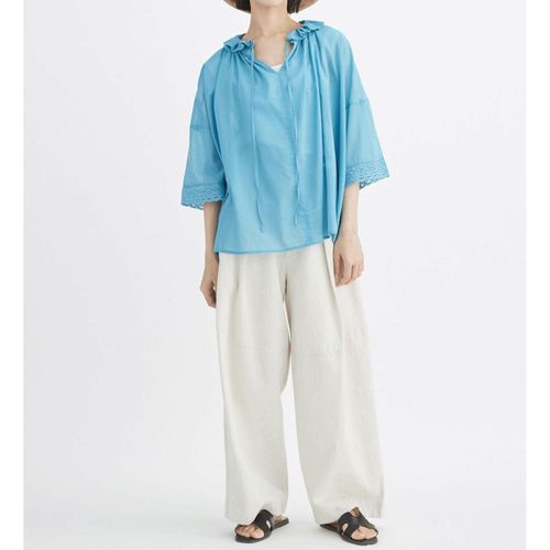 イコール
T．Tutie レース付きフリル強撚コットンブラウス