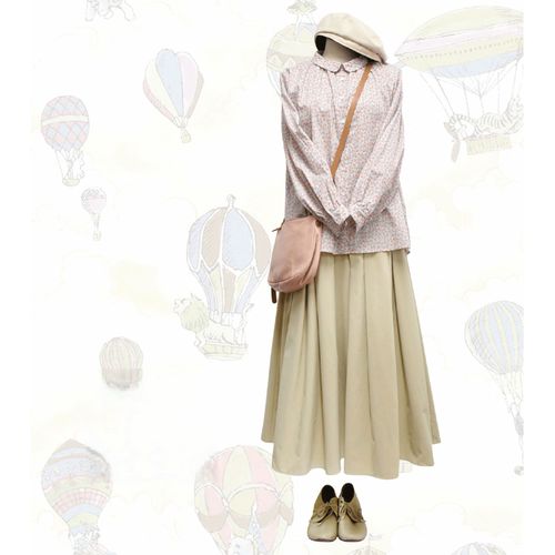 モードラサ
パターンチューリップ柄ブラウス