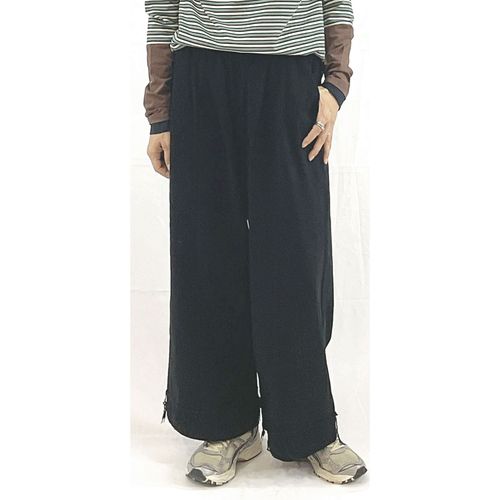 グラティア
GENTIL 裾ポイント ツイルBOXパンツ