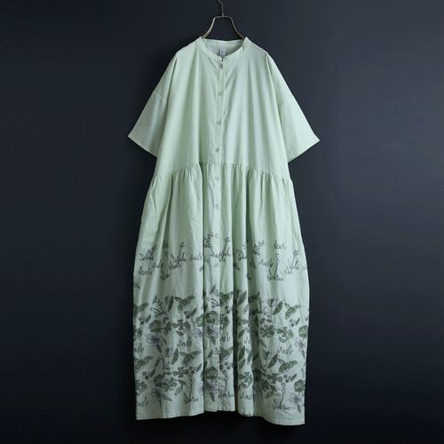 ドライブ
Emago 花刺繍切替えワンピース