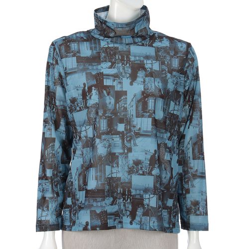 ビワレ
メッシュフォトプリントボトルネックカットソー