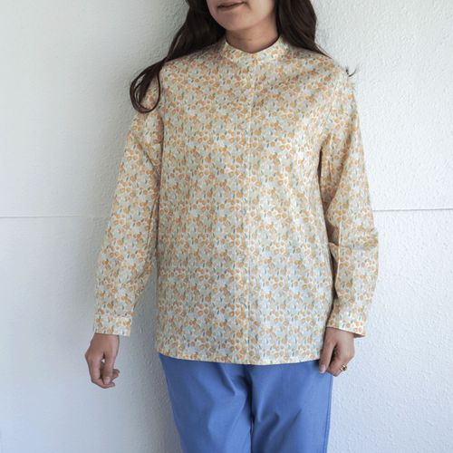 ジジョン
T’BIS STUDIO 長袖小花プリントスタンドネックシャツ