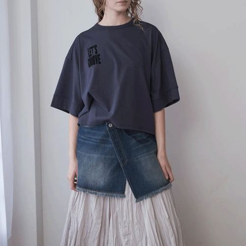 あむう
akane ショート丈Tシャツ