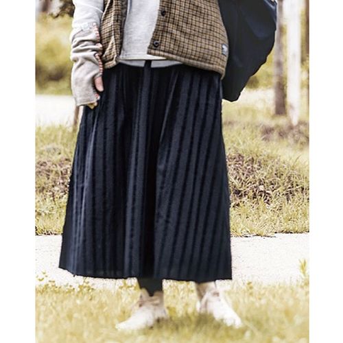 4571615793176







ノースオブジェクト東京
Northern Truck マリンギャザースカート