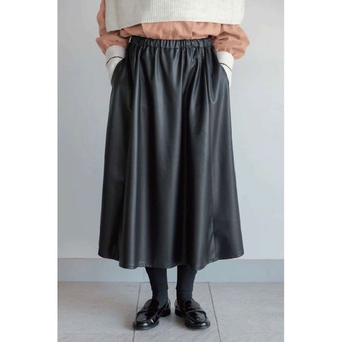 4571615789384







ノースオブジェクト東京
LILASIC フェイクレザースカート