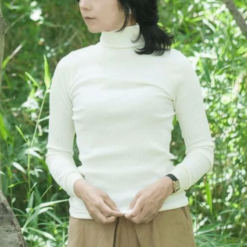 新藤
天衣無縫 コットンリブタートルネック