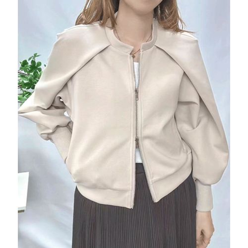 ドナ・マリー
Dona Marie 袖ボリュームブルゾン