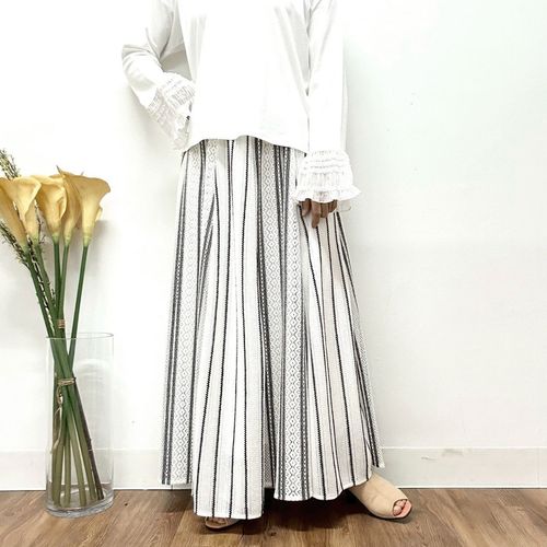 クリーク
MONiLE ラッセルストライプ組み合せスカート