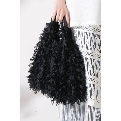 ピースフルベーシス
trois フリンジレースミニバッグ