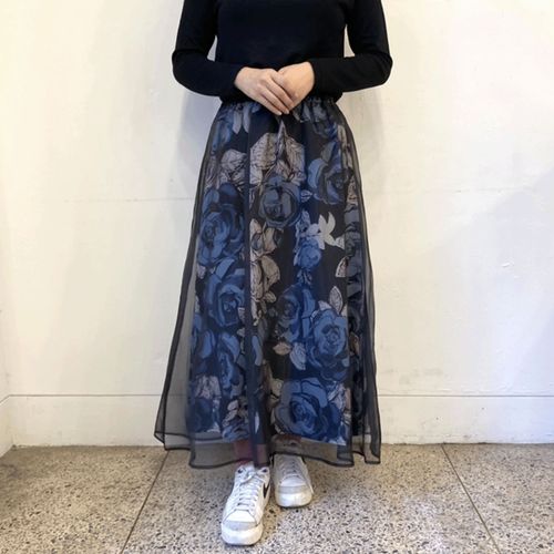 三澤
シアーフラワースカート