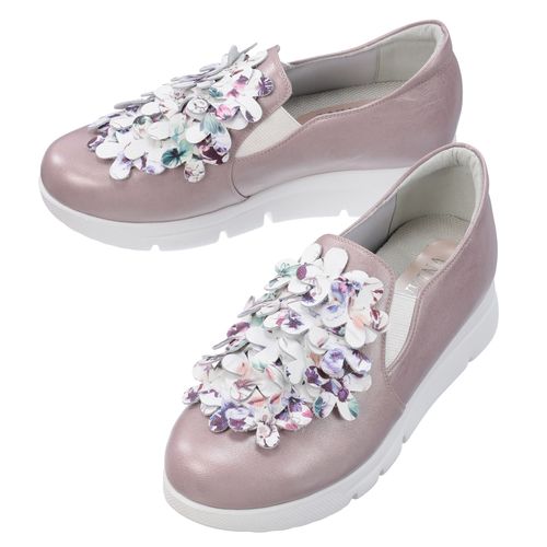 エフグランド
INVINA 花付きカジュアルシューズ 57303
