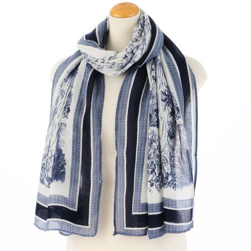 サード　コレクション
草花柄ストール