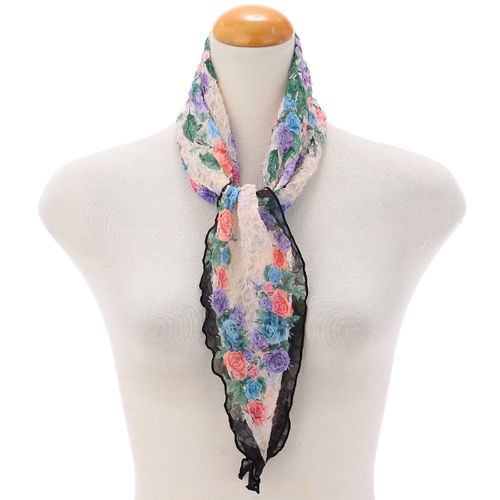 サード　コレクション
バラ柄シワ加工剣先スカーフ
