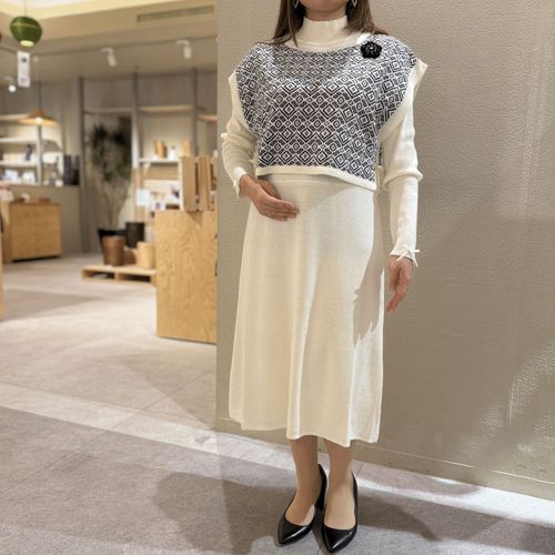 ジェイシーインターナショナル
Super Beauty ジャガード編みニットベスト×ニットOP アンサンブルワンピース