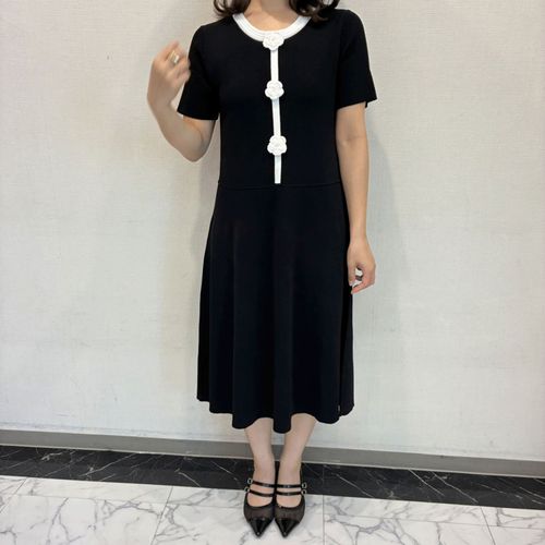 ジェイシーインターナショナル
Super Beauty かぎ針花モチーフ付配色ニットワンピース