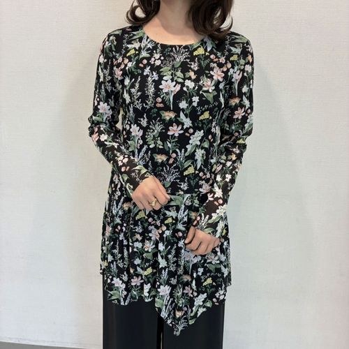 ジェイシーインターナショナル
Super Beauty アシンメトリーヘム花柄プリントパワーネット素材チュニック