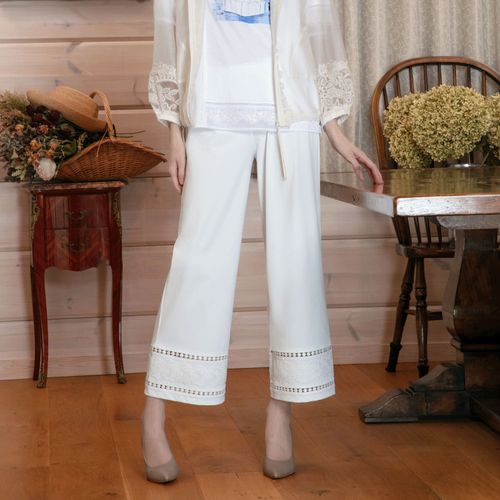 ジェイシーインターナショナル
Super Beauty ハシゴレース×裾レースワイドパンツ