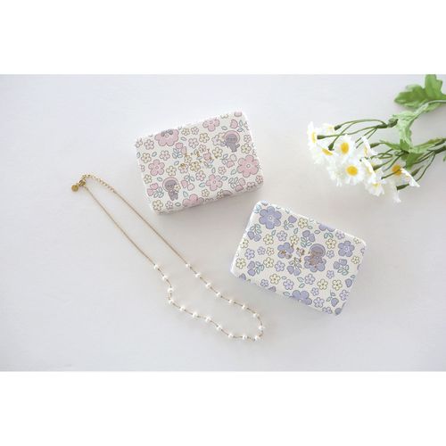 4995394330023







ビスク
アングリーマチコ フラワー スクエアマルチケース