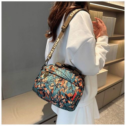 ジェノバ
柄物ボストン型2WAYバッグ