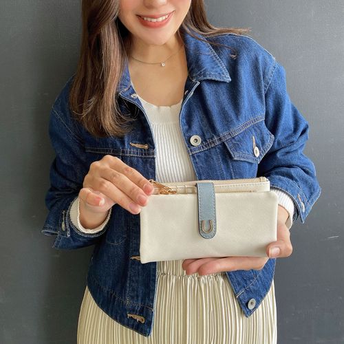 ラムモード
馬蹄金具マルチカードポケット長財布