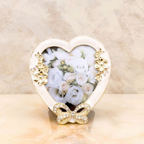 4538280122328



PF2522-1



秋月貿易
マリアージュ ［プチフォトフレーム ハート］