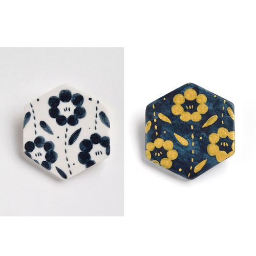 おりでちせ
ORIDE ChiSE（おりでちせ）陶製ブローチ 六角形