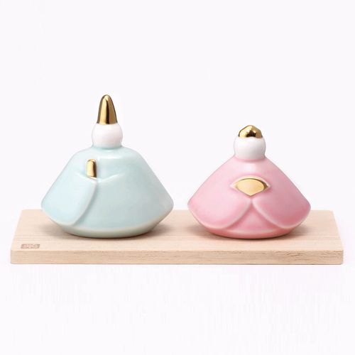 4533806326570



2657



中外陶園
釉彩うるみ雛 桃色