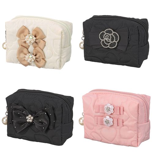 ＲＥＮ
デコレーション ハート柄キルティングポーチ