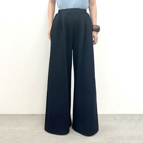 ブルーベル
cloche ワイドパンツ