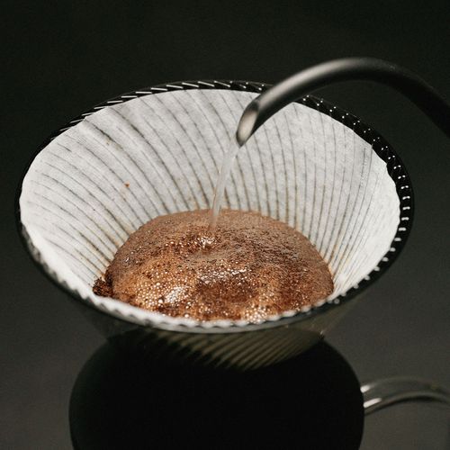 4977642088665



VDN-02-B



ハリオ商事
HARIO（ハリオ） V60ドリッパーNEO 1－4杯用