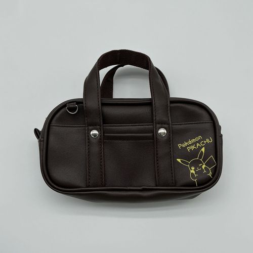 4513266270132



CPKE-2200



マルヨシ
ポケットモンスター スクールバッグ型ポーチ チョコ／ピカチュウ