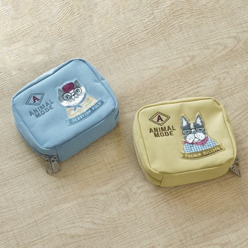 4582713770662







Ｋｕｓｕｇｕｒｕ　Ｊａｐａｎ
コスメポーチ アニマルモード