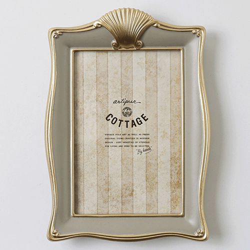 4582640633849



M45-2959GY



東京かんかん
アンティークフォトフレーム シェル グレー