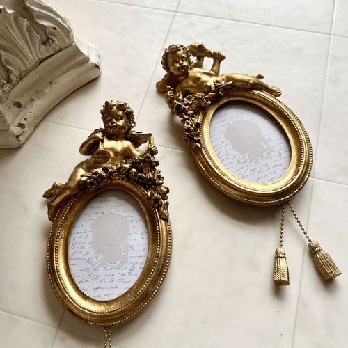 ヴィヴィアン
エンジェル・フォトフレーム オーバル 壁掛け