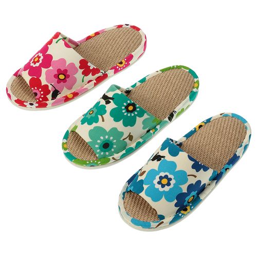 0



ラッキー産業
フラワーキャット麻中スリッパ