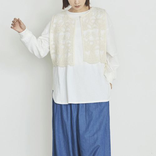 オーブ
オーブ m．n チュールテープベスト