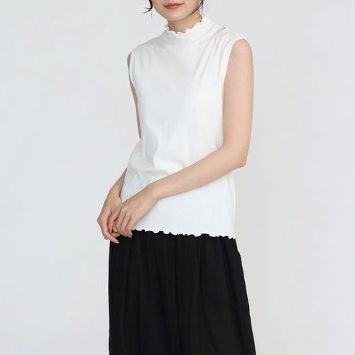 オーブ
オーブ m．n リブハイネックメローノースリーブカットソー