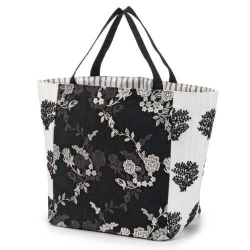 コットンハウス．アヤ
AYAスクエアトートバッグ