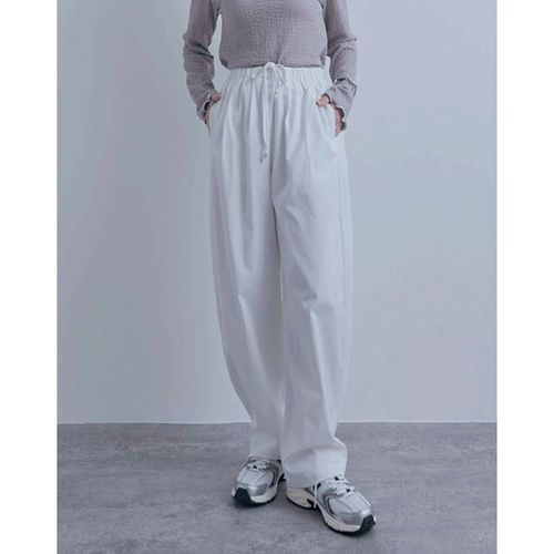 山本定
マシュマロツイルパンツ