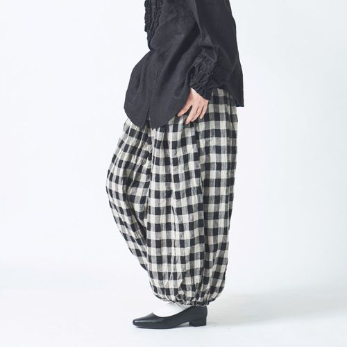 ボールＮ．Ｔ
ubasoku 裾ゴムボリュームパンツ