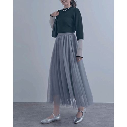 山本定
チュールスカート